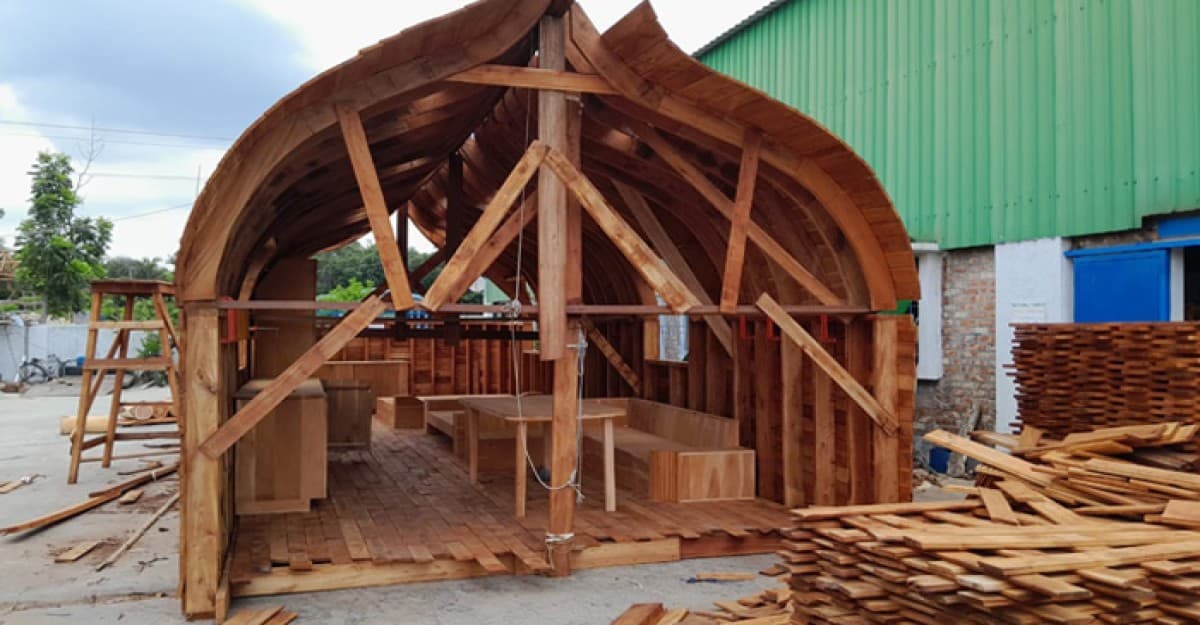 ইউরোপের দেশ বেলজিয়ামে যাচ্ছে বাগেরহাটের পরিবেশবান্ধব কাঠের বাড়ি