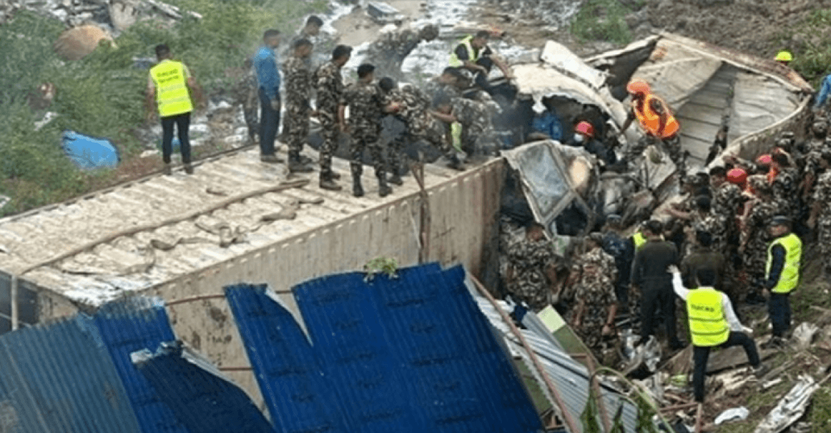 নেপালে প্লেন বিধ্বস্ত হয়ে প্রাণ গেল ১৮  জনের