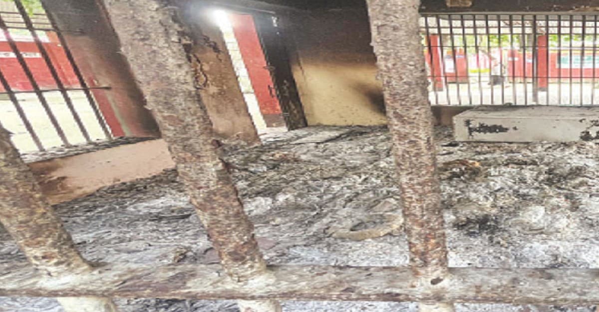 নরসিংদী কারাগারের জেলার ও সুপার বরখাস্ত