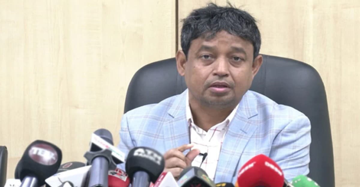 অতিরিক্ত আইজিপি হারুন আটক