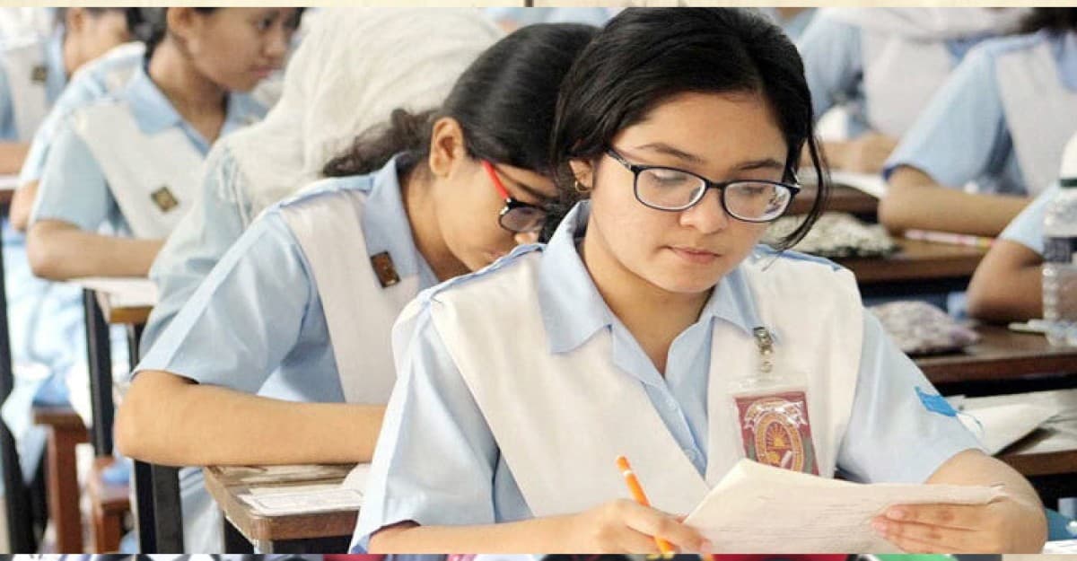 পুড়ে গেছে  প্রশ্নপত্র, ১১ আগস্টের এইচএসসি পরীক্ষা হচ্ছে না
