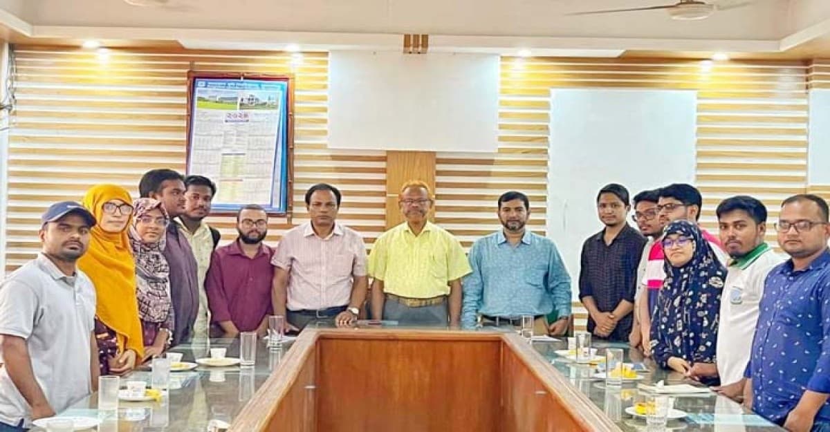 ছাত্র বিষয়ক বিভাগের সাথে বাকৃবি প্রেসক্লাবের সৌজন্য সাক্ষাৎ
