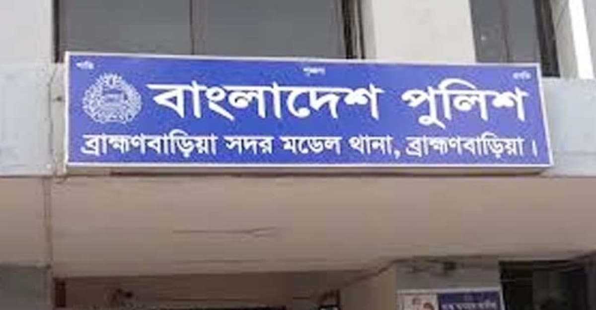 বিদ্যুতের খুঁটিসহ দাঁড়িয়ে থাকা ট্রাক্টরে প্রাইভেটকারের ধাক্কা, মা-মেয়ে নিহত