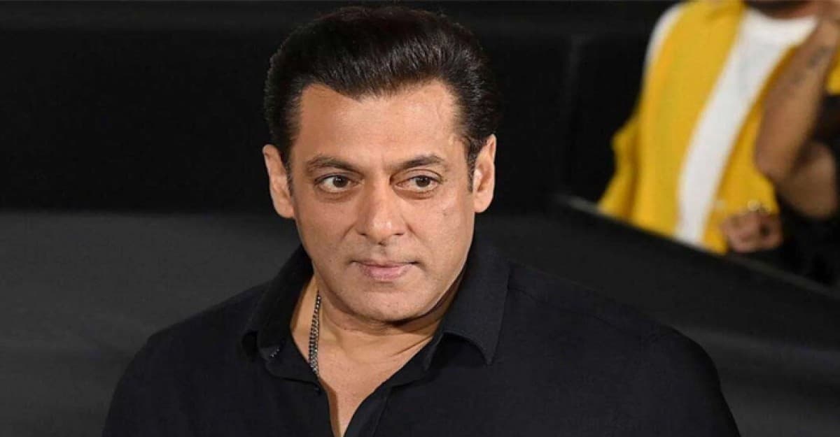 সালমানের পাঁজরের দুটো হাড় ভেঙে গেছে