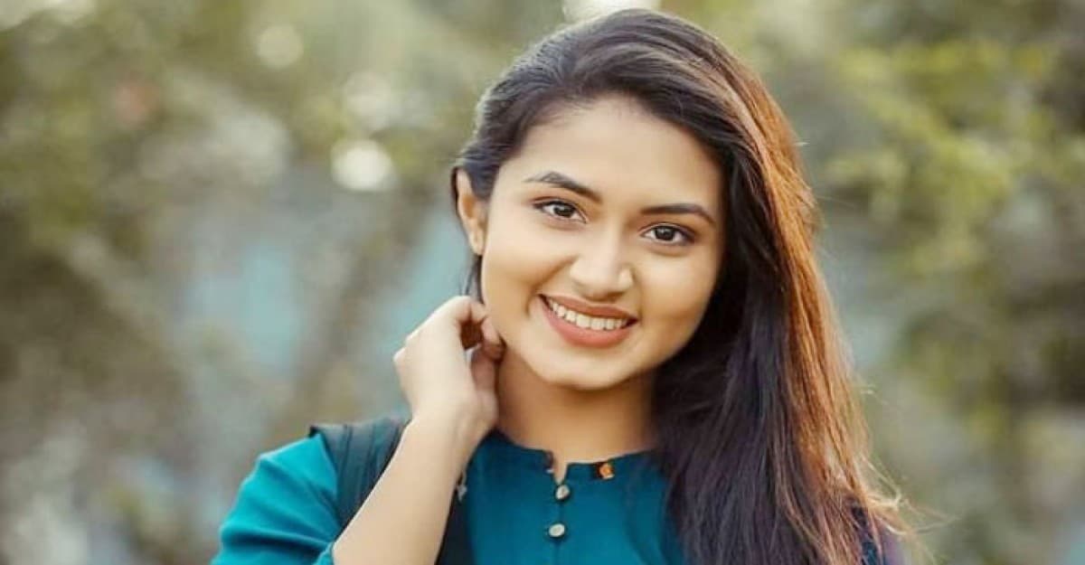 ভারতীয় সিনেমা থেকে সরে এলেন তাসনিয়া ফারিণ