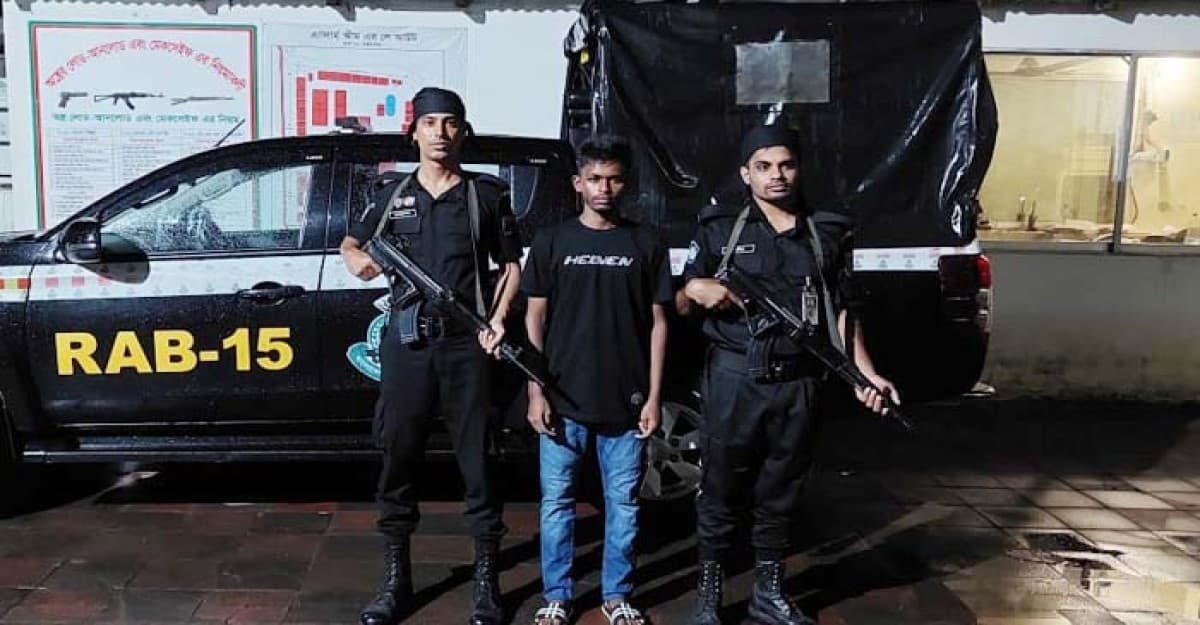 খুলনায় অপহৃত স্কুলছাত্রী ৭ দিন পর কক্সবাজার থেকে উদ্ধার