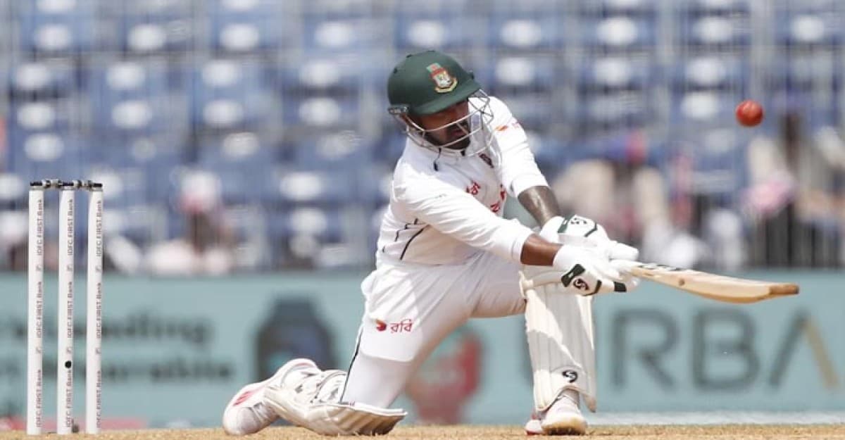 প্রথম ইনিংসে মাত্র ১৪৯ রানেই অলআউট বাংলাদেশ