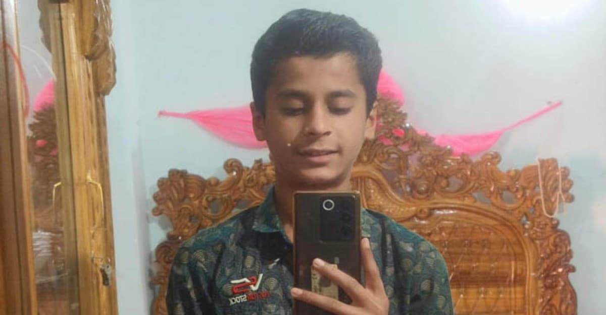 কক্সবাজারে সাগরে গোসলে নেমে এক শিক্ষার্থীর মৃত্যু