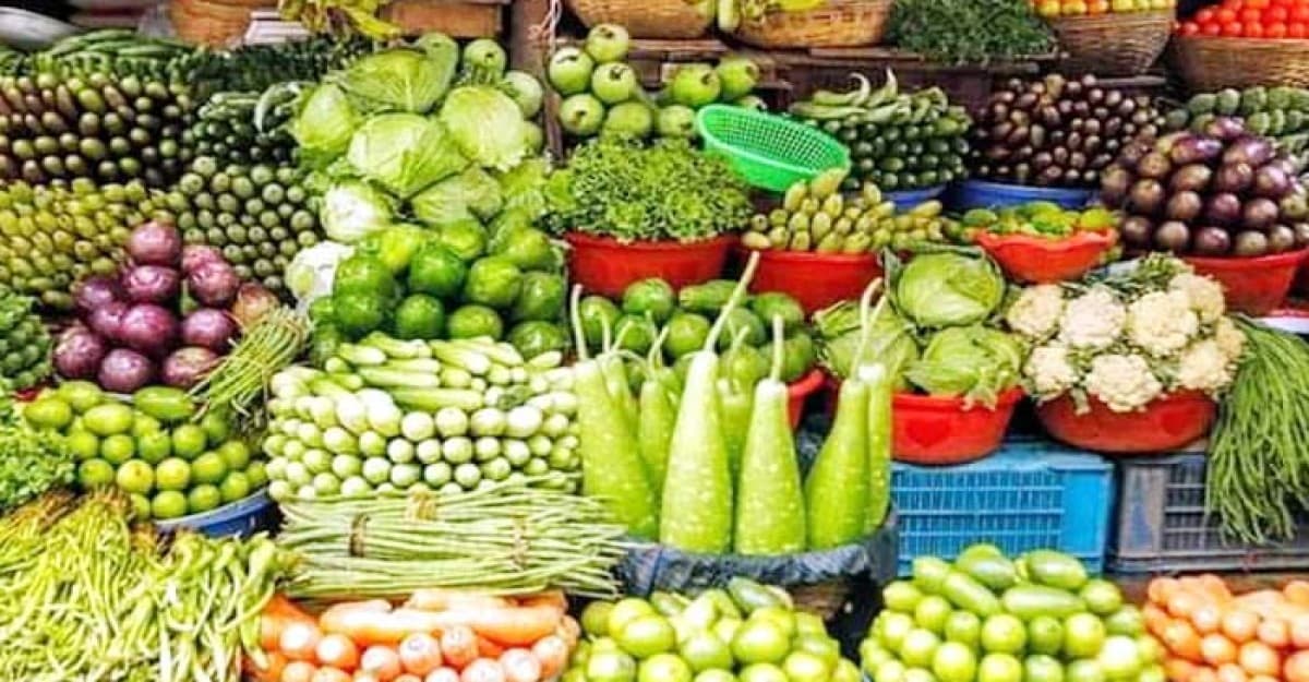 বাউফলে সব ধরনের শীতকালীন সবজি দাম আকাশ ছোঁয়া