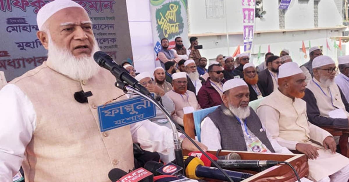 একদল চাঁদাবাজি করে পালিয়েছে, আরেকদল করুক চাই না: শফিকুল ইসলাম