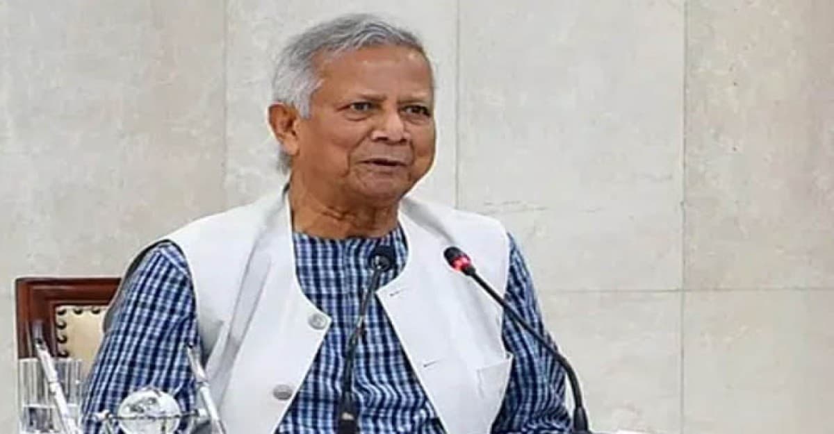 তারুণ্যের উৎসবের উদ্বোধনী খামে স্বাক্ষর করলেন ড. ইউনূস