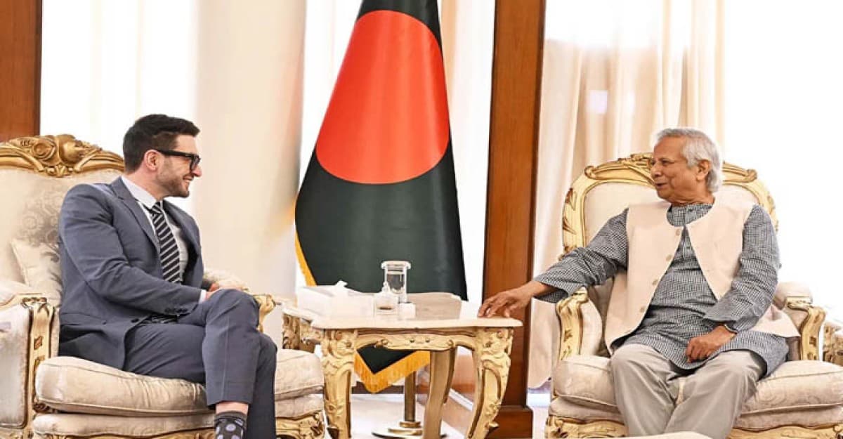 সংবাদমাধ্যম নজিরবিহীন স্বাধীনতা ভোগ করছে: ড. ইউনূস