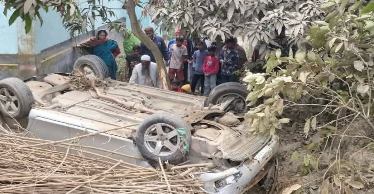 ধামরাইয়ে প্রাইভেটকার মোটরসাইকল সংঘর্ষে নিহত ১