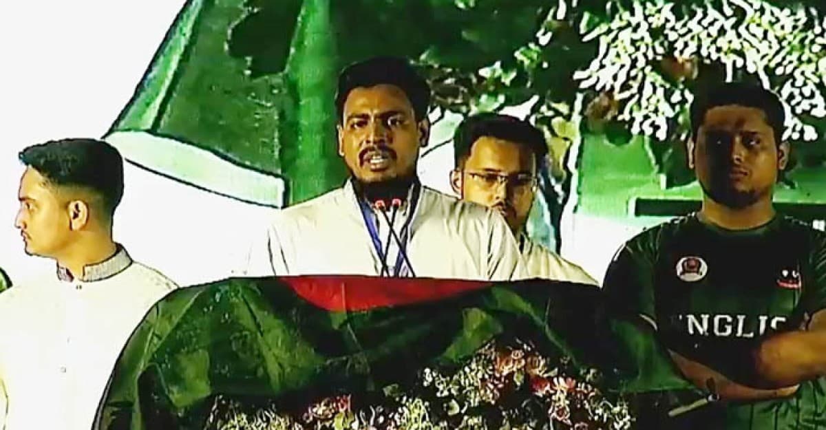 দল গঠনের পরই গণপরিষদ নির্বাচনের দাবি জানালেন আখতার