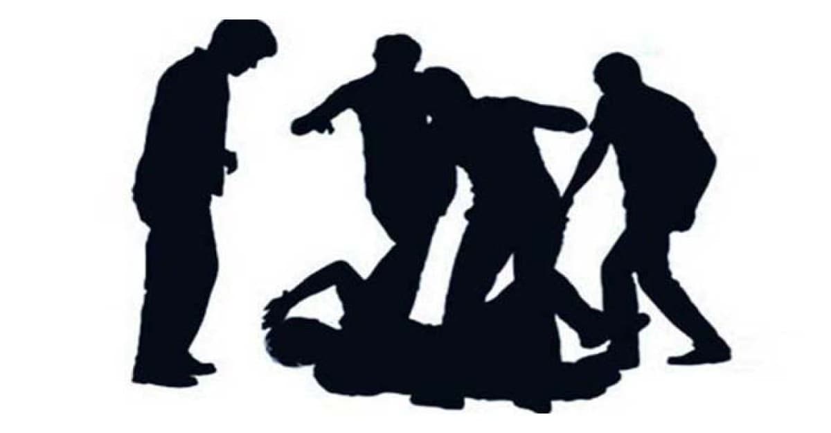 শিবচরে ডাকাত সন্দেহে চারজনকে গনপিটুনি