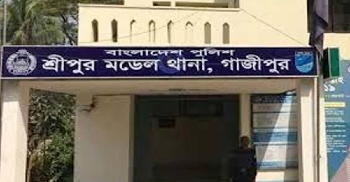 শ্রীপুরে কাভার্ড ভ্যানের চাপায় শ্রমিক নিহত