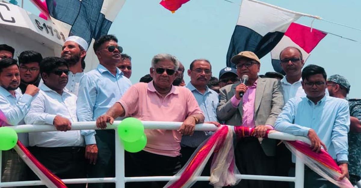 আনুষ্ঠানিকভাবে কক্সবাজার-মহেশখালী নৌপথে যুক্ত হলো আধুনিক সি-ট্রাক