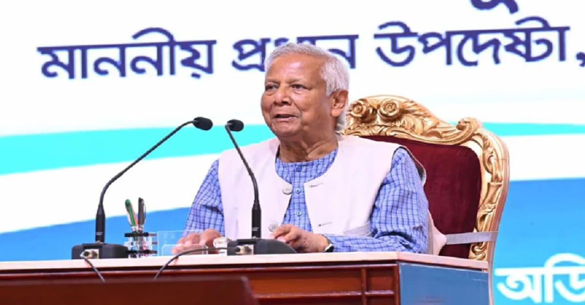 যুদ্ধাবস্থায় আছি, পুলিশকে সজাগ থাকতে হবে: প্রধান উপদেষ্টা