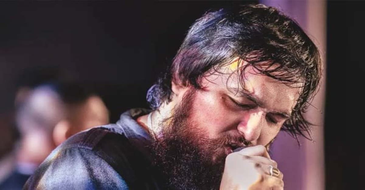 নারী নির্যাতন মামলায় গায়ক নোবেল গ্রেপ্তার