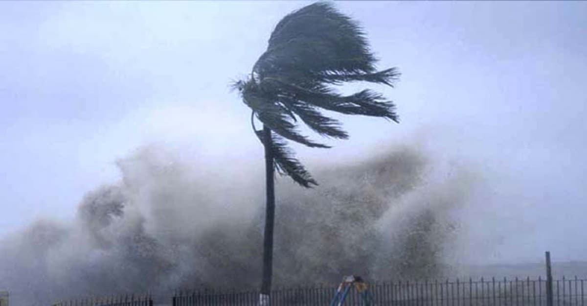 সন্ধ্যার মধ্যে ঢাকাসহ ৯ অঞ্চলে ৮০ কিমি বেগে ঝড়ের পূর্বাভাস