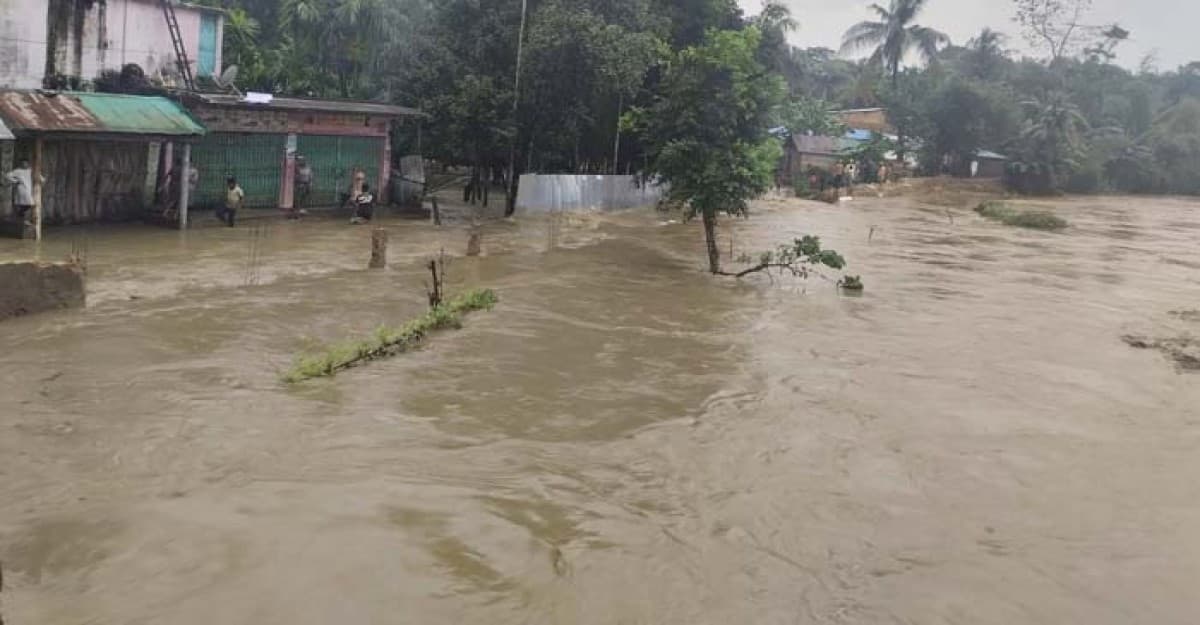 উপকূলে সাগরের আগ্রাসন, কক্সবাজারে অর্ধশত গ্রাম প্লাবিত