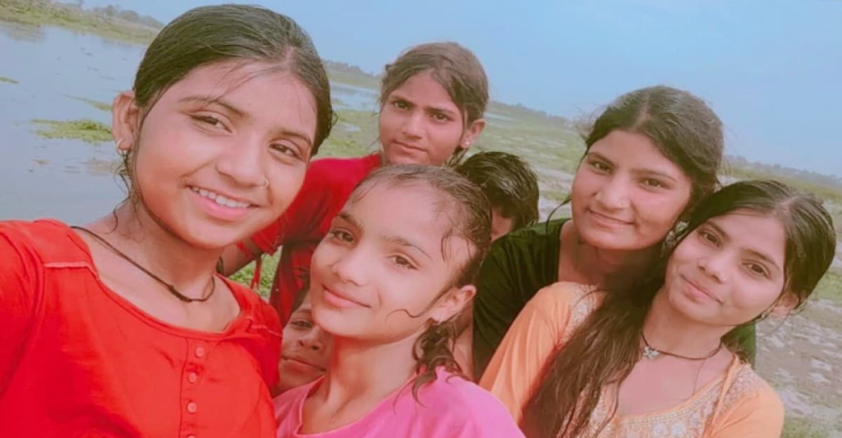 ভিডিও বানানোর সময় যমুনায় ডুবে ৬ কিশোরীর মৃত্যু
