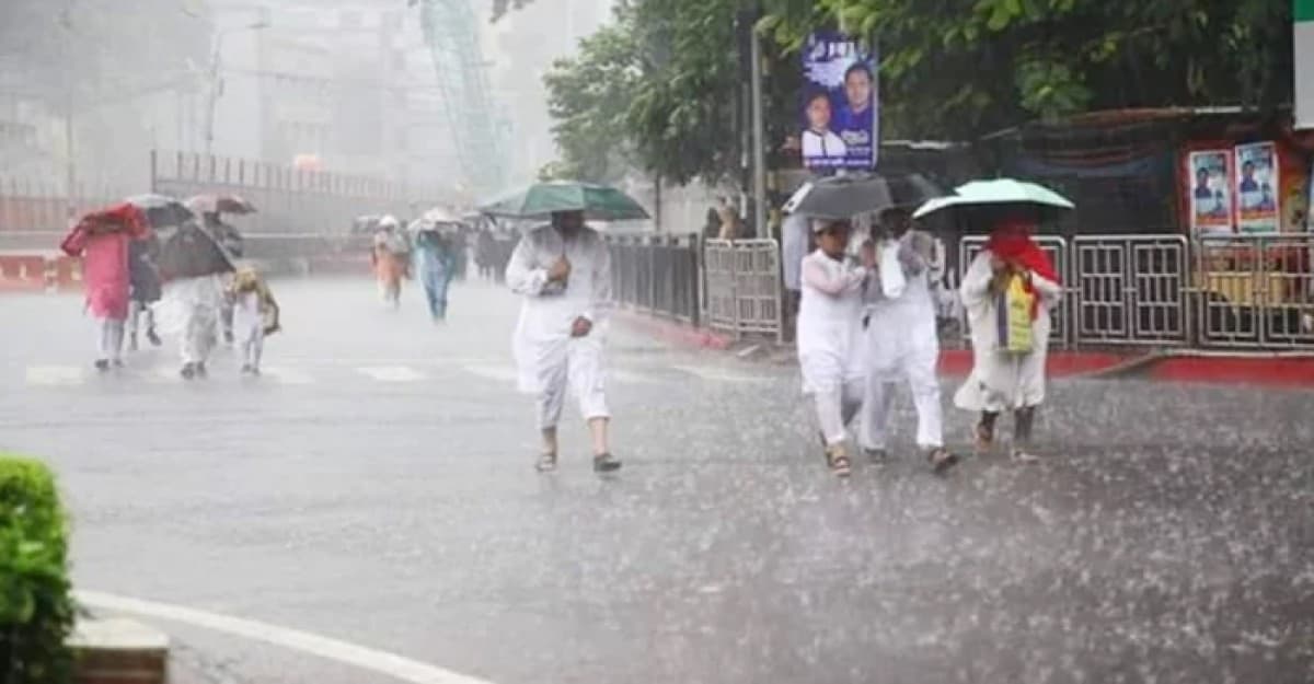 ঈদ আনন্দে বে-রসিক বৃষ্টির বাগড়া