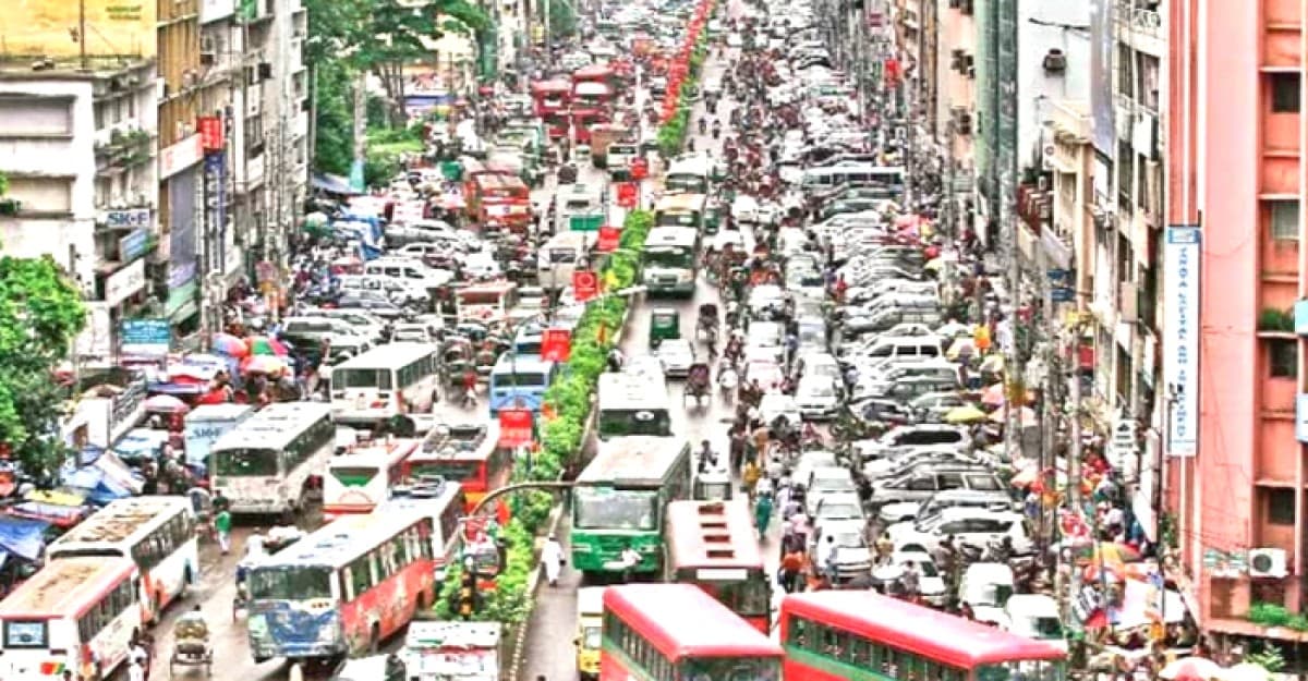 রাজধানীর যানজটে বছরে ক্ষতি ৩৭ হাজার কোটি টাকা