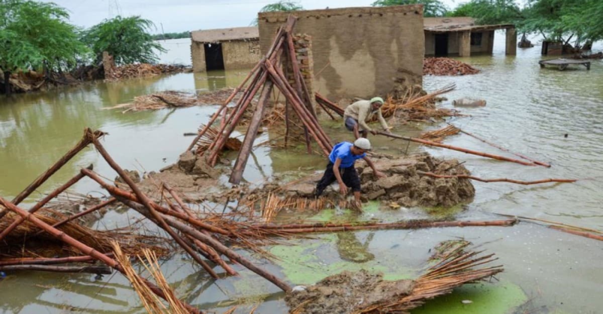পাকিস্তানে ভারী বর্ষণ-বন্যায় নিহত ২৫, নিখোঁজ ১৭