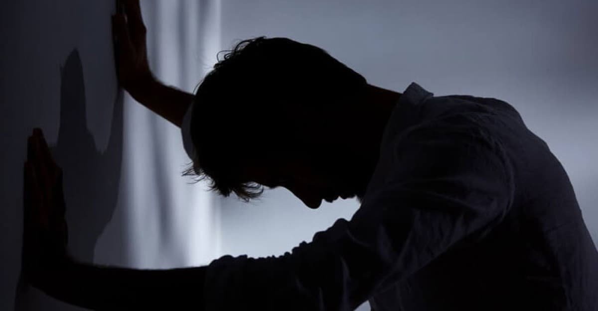 মানসিক অস্থিরতা ও চাপ থেকে বাঁচাতে যে দোয়া পড়বেন