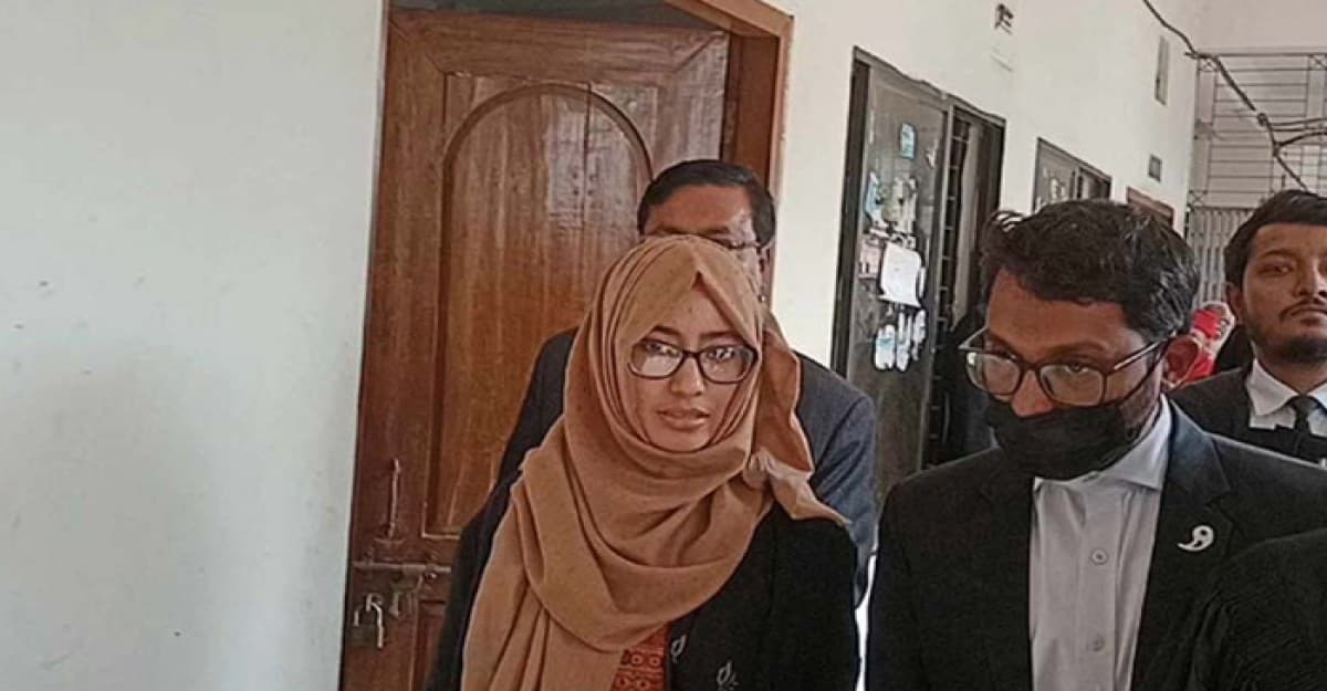 অবশেষে চাকরি হারালেন আলোচিত ম্যাজিস্ট্রেট তাপসী তাবাসসুম