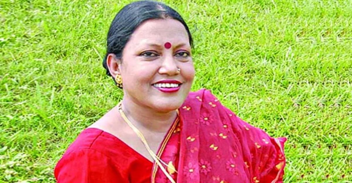 টাকার অভাবে চিকিৎসা হচ্ছে না ফরিদা পারভীনের, যা বললেন ছেলে