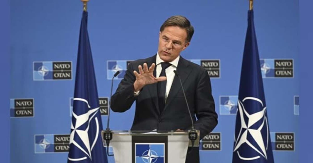 তৃতীয় বিশ্বযুদ্ধের আশঙ্কা! চীন-রাশিয়ার বন্ধুত্ব নিয়ে ন্যাটোর হুঁশিয়ারি