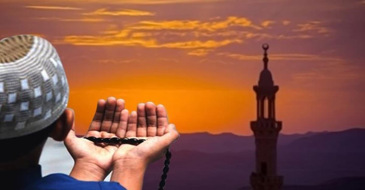 আমাদের প্রিয় নবী (সা.) ঘুম থেকে ওঠার পর যে দোয়া পড়তে বলেছেন