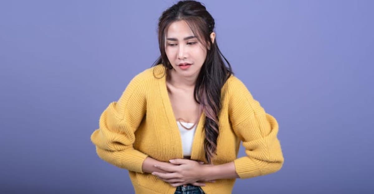 বর্ষায় পেটের সমস্যা কমাতে যে খাবারগুলো খেতে পারেন