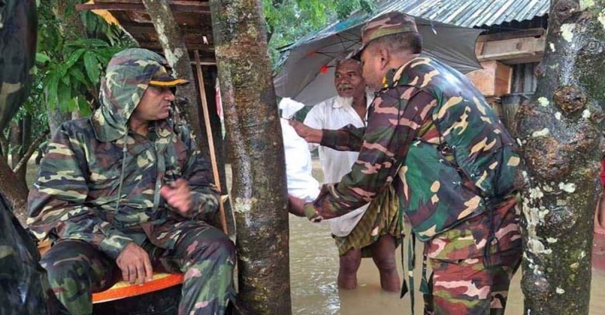 ফেনীতে বন্যা পরিস্থিতি মোকাবেলায় প্রস্তুত সেনাবাহিনী