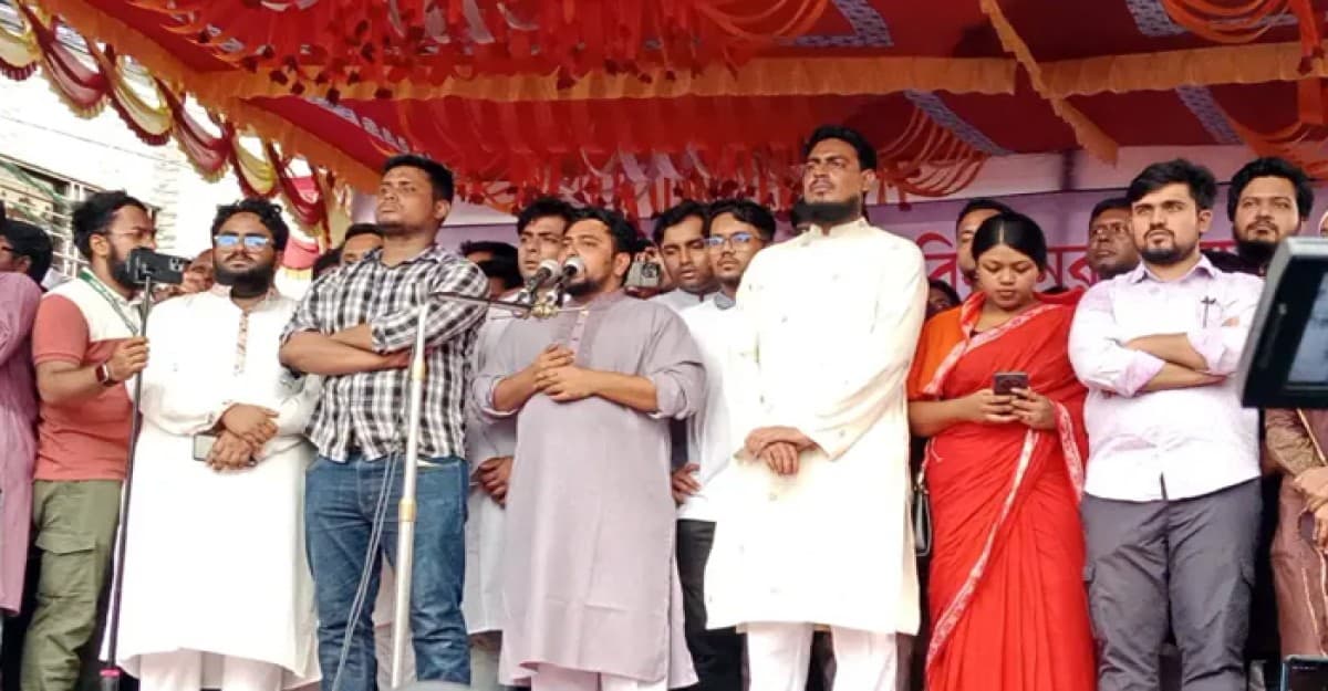 আমাদের আন্দোলন দুর্নীতি ও চাঁদাবাজির বিরুদ্ধে: নাহিদ