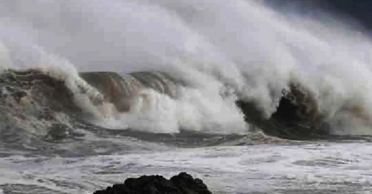 বঙ্গোপসাগরে নিম্নচাপ, সারাদেশে বাড়ছে বৃষ্টি