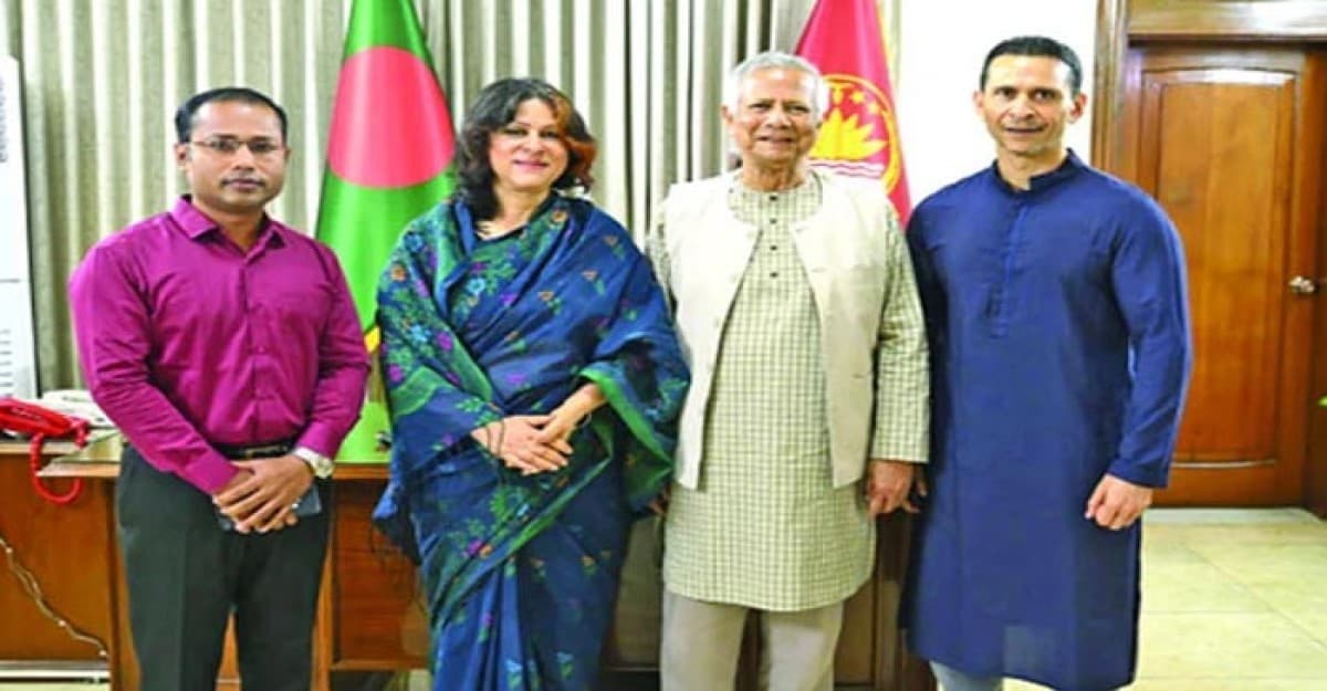 প্রধান উপদেষ্টার সঙ্গে তাজউদ্দীন পরিবারের সৌজন্য সাক্ষাৎ