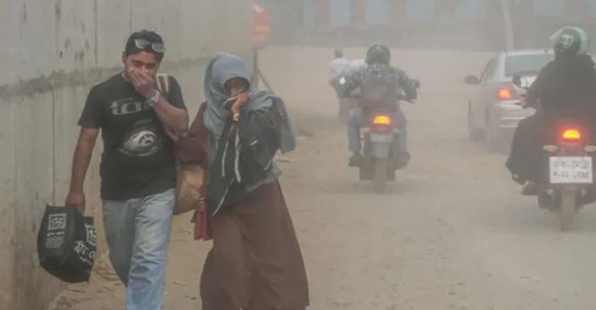 বিশ্বে চতুর্থ দূষিত শহর এখন ঢাকা, বাতাস অস্বাস্থ্যকর
