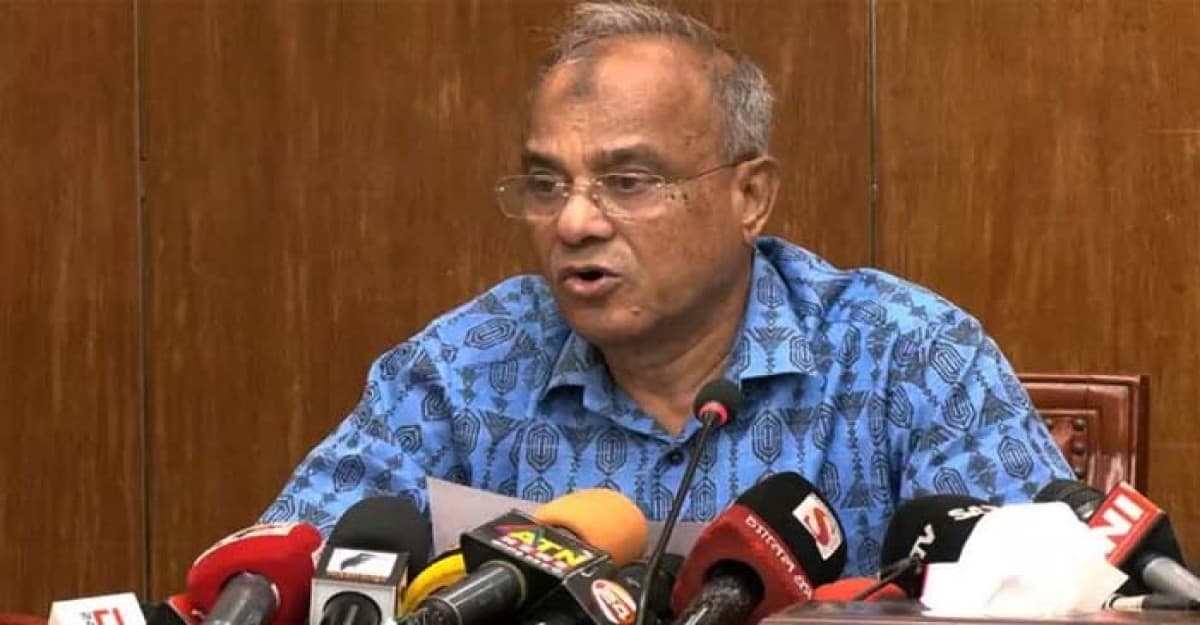 সব দেনা শোধ, নভেম্বর পর্যন্ত সারের কোনো ঘাটতি নেই: স্বরাষ্ট্র ও কৃষি উপদেষ্টা