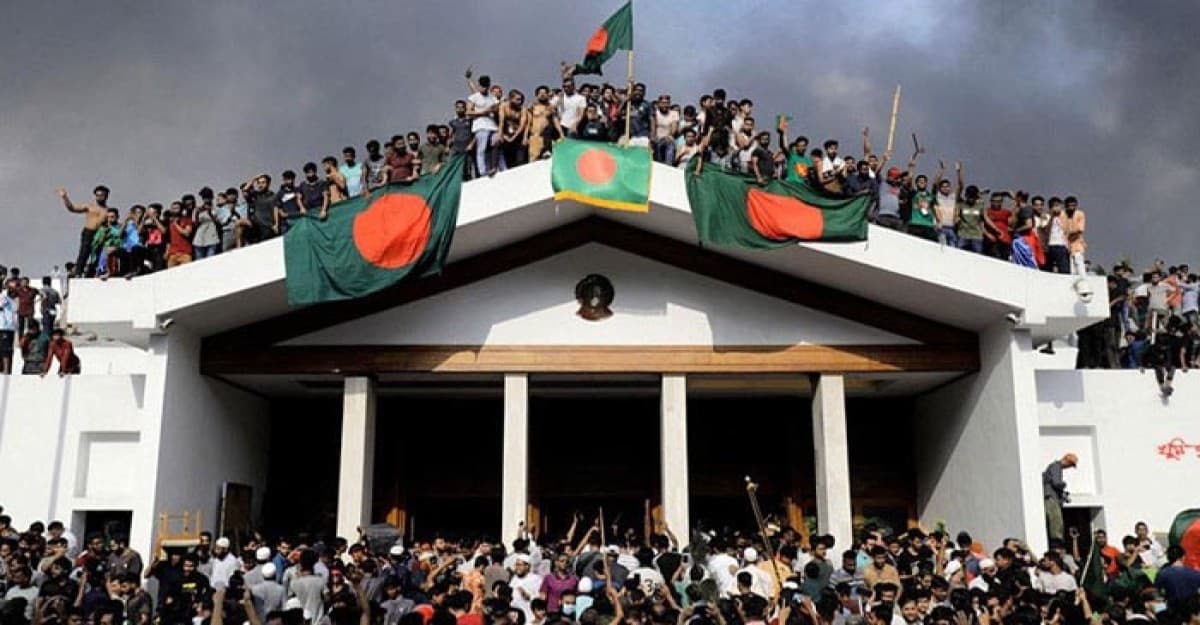 জুলাই ঘোষণাপত্র চূড়ান্ত, ৫ আগস্ট জাতির সামনে উপস্থাপন