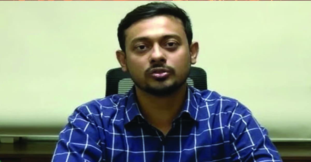 ঘুরতে যাওয়া অপরাধ নয়: নাসীরুদ্দীন পাটওয়ারী