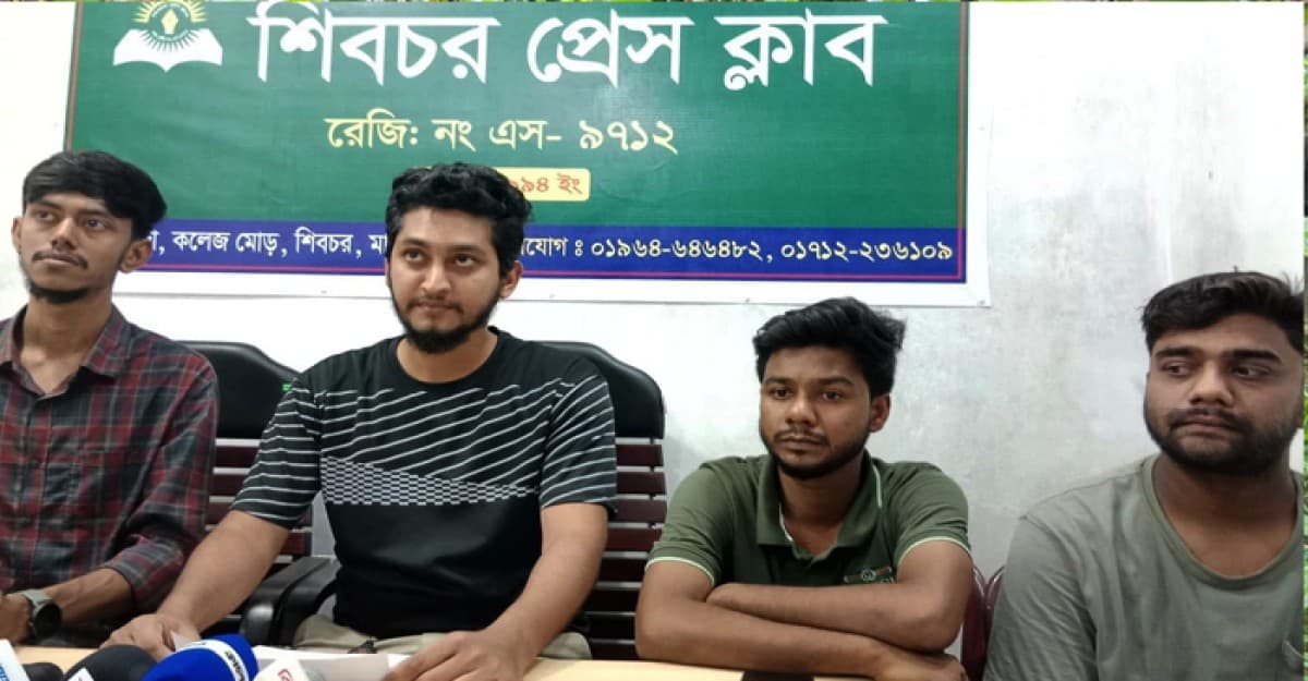 গোপনে সংবাদ সম্মেলন ডেকে এনসিপির ৪ নেতার পদত্যাগ