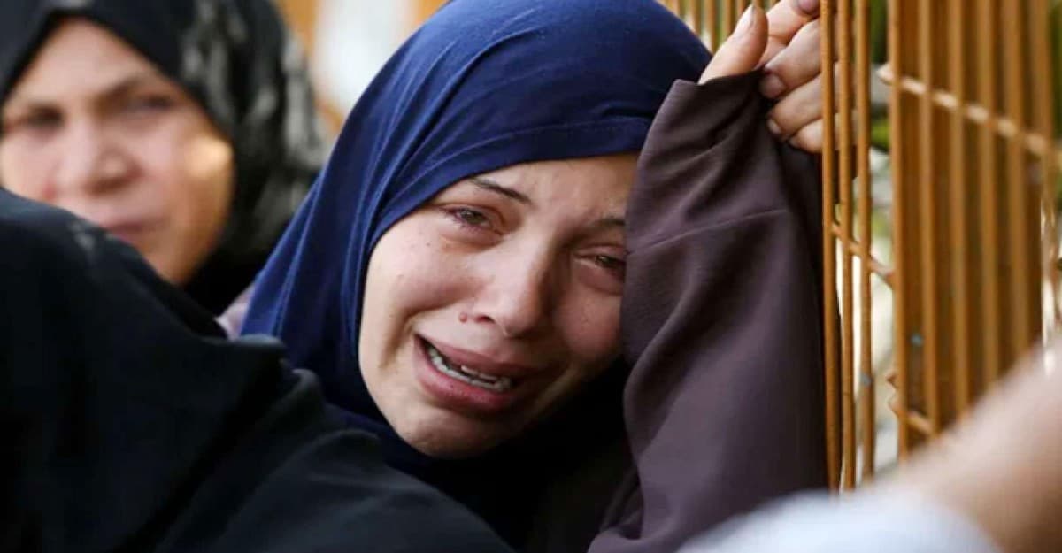 গাজা যেন মৃত্যুপুরী, ইসরায়েলি হামলায় নিহত আরও ১০০