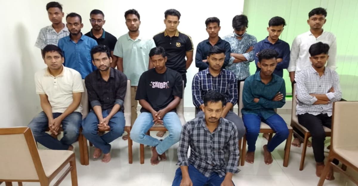 নাবিক ভর্তি পরীক্ষায় এআই প্রযুক্তি, প্রক্সি পরীক্ষার্থীসহ গ্রেফতার ১৮