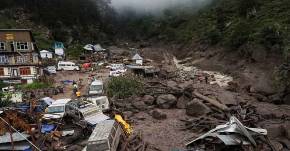 ভারতে কাদার স্রোতে ৬০ তীর্থযাত্রী নিহত, নিখোঁজ শতাধিক
