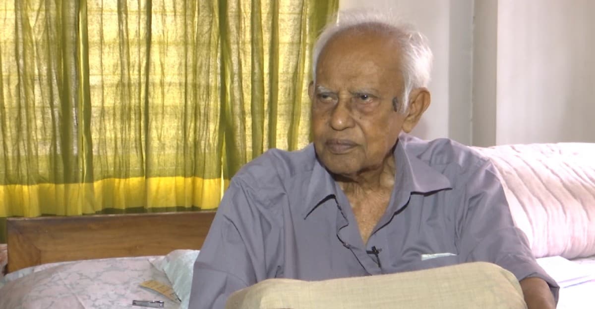 হাসপাতালে ভর্তি ভাষাসংগ্রামী আহমদ রফিক