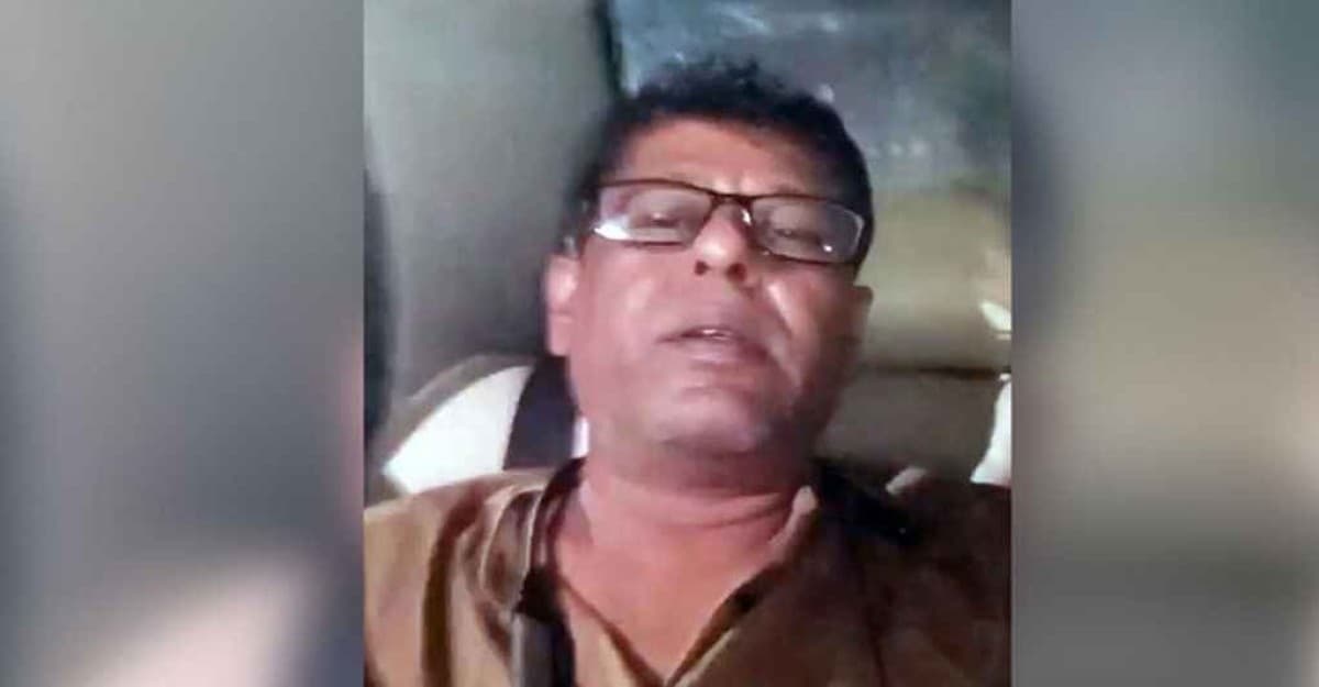 লাইভ চলাকালে মোবাইল ছিনতাইয়ের শিকার বিএনপি নেতা