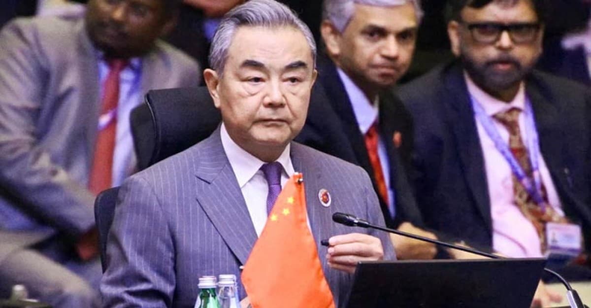 রাষ্ট্রীয় সফরে নয়াদিল্লি পৌঁছেছেন চীনের পররাষ্ট্রমন্ত্রী ওয়াং ই